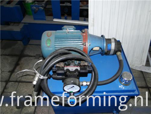  Garage Shutter Doors Making Machine